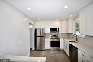 11404 Soward Dr, Kensington, MD 20895 - Photo 19