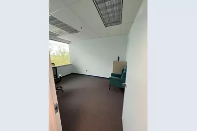 [Address not provided], Gaithersburg, MD 20879 - Photo 13