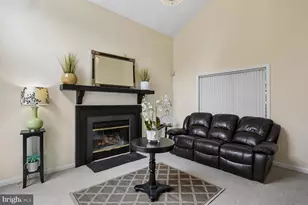 19906 Ivoryton Pl, Montgomery Village, MD 20886 - Photo 17