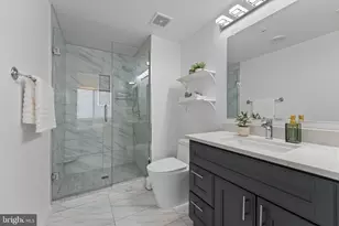 930 Wayne Ave, Silver Spring, MD 20910 - Photo 21
