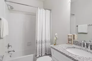 117 Stowe Dr, Gaithersburg, MD 20878 - Photo 9