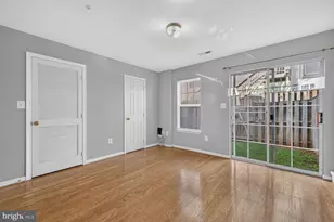13504 Hamlet Square Ct, Germantown, MD 20874 - Photo 3