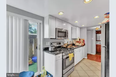 126 Monroe Street #126-12, Rockville, MD 20850 - Photo 29