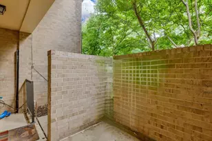 126 Monroe St, Rockville, MD 20850 - Photo 5