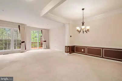 19421 Rayfield Dr, Germantown, MD 20874 - Photo 5