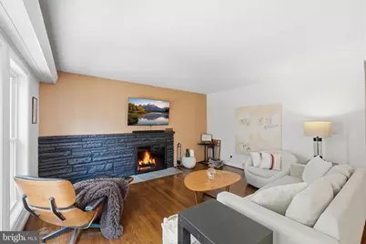 5902 Wilson Lane, Bethesda, MD 20817 - Photo 11