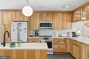 5902 Wilson Ln, Bethesda, MD 20817 - Photo 9