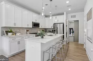 316 Legacy St, Gaithersburg, MD 20878 - Photo 3