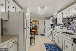 4601 N Park Ave, Chevy Chase, MD 20815 - Photo 13