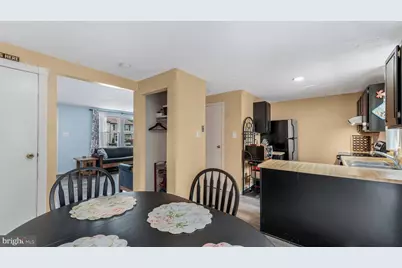 20019 Choctaw Court, Germantown, MD 20876 - Photo 9