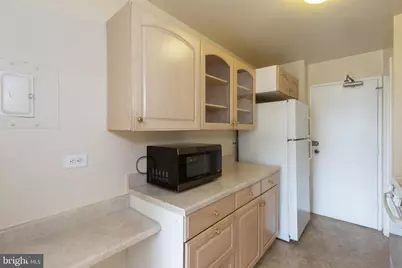 1900 Lyttonsville Road #614, Silver Spring, MD 20910 - Photo 11