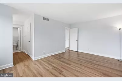 8315 N Brook Lane #2-902, Bethesda, MD 20814 - Photo 9
