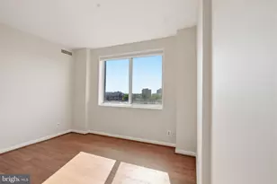 8315 N Brook Ln, Bethesda, MD 20814 - Photo 21