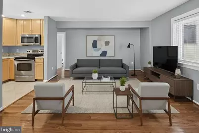 8923 Battery Place #24, Bethesda, MD 20814 - Photo 5