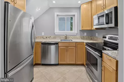 8923 Battery Place #24, Bethesda, MD 20814 - Photo 9
