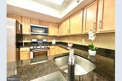 7923 Eastern Avenue #404, Silver Spring, MD 20910 - Photo 9
