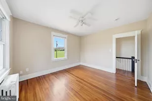 22422 Whites Ferry Rd, Dickerson, MD 20842 - Photo 41