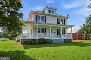 22422 Whites Ferry Rd, Dickerson, MD 20842 - Photo 1