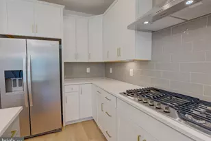16108 Frederick Rd, Rockville, MD 20850 - Photo 17