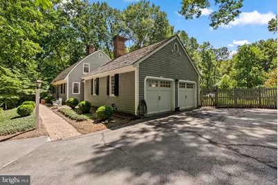 22524 Griffith Drive, Gaithersburg, MD 20882 - Photo 3