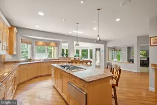 7016 Winterberry Ln, Bethesda, MD 20817 - Photo 19