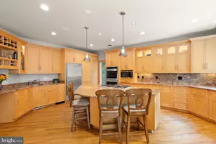 7016 Winterberry Ln, Bethesda, MD 20817 - Photo 21