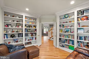 7016 Winterberry Ln, Bethesda, MD 20817 - Photo 31