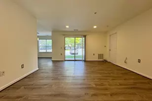 11812 Eton Manor Dr, Germantown, MD 20876 - Photo 9