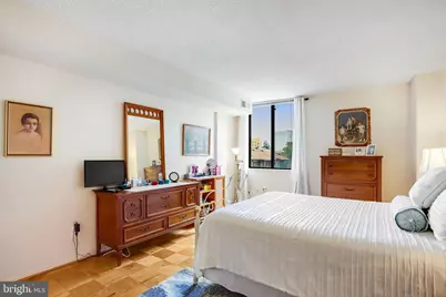 118 Monroe Street #304, Rockville, MD 20850 - Photo 17