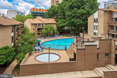 118 Monroe Street #304, Rockville, MD 20850 - Photo 23