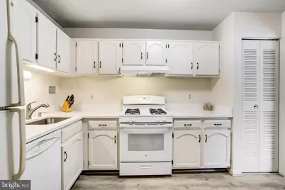 118 Monroe Street #304, Rockville, MD 20850 - Photo 11