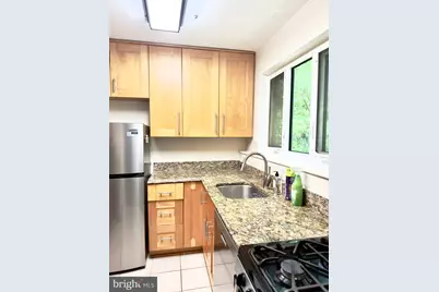 10311 Montrose Avenue #202, Bethesda, MD 20814 - Photo 3