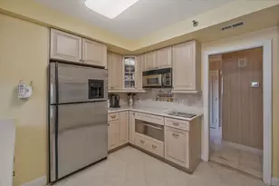 4550 N Park Ave N, Chevy Chase, MD 20815 - Photo 17