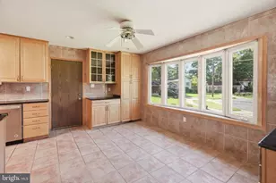 4401 Bestor Dr, Rockville, MD 20853 - Photo 9