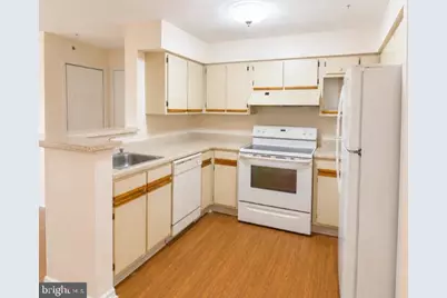 18512 Boysenberry Drive #128, Gaithersburg, MD 20879 - Photo 3
