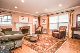 8804 Walnut Hill Rd, Chevy Chase, MD 20815 - Photo 3