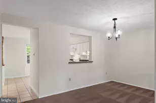 7525 Weatherby Dr, Rockville, MD 20855 - Photo 13