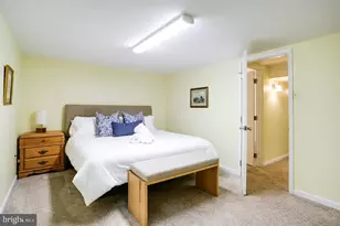 9724 Admiralty Dr, Silver Spring, MD 20910 - Photo 27