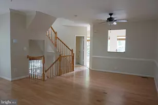 20601 Duck Pond Pl, Germantown, MD 20874 - Photo 9
