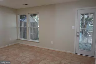 20601 Duck Pond Pl, Germantown, MD 20874 - Photo 5
