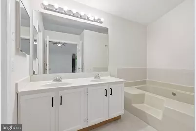 18007 Silver Leaf Drive, Gaithersburg, MD 20877 - Photo 29