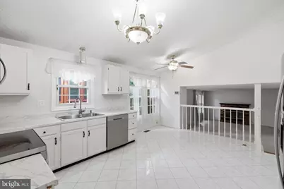 18007 Silver Leaf Drive, Gaithersburg, MD 20877 - Photo 17
