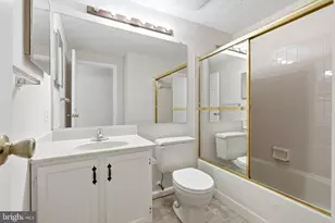 18007 Silver Leaf Dr, Gaithersburg, MD 20877 - Photo 31