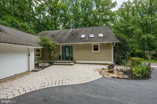 9328 Garden Ct, Potomac, MD 20854 - Photo 35