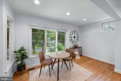 9328 Garden Court, Potomac, MD 20854 - Photo 7