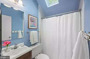 9328 Garden Ct, Potomac, MD 20854 - Photo 23