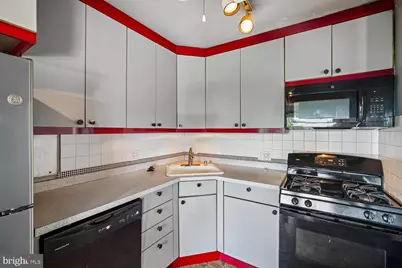 1111 University Boulevard W #916-A, Silver Spring, MD 20902 - Photo 11