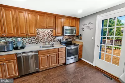 19205 Walters Avenue, Poolesville, MD 20837 - Photo 37