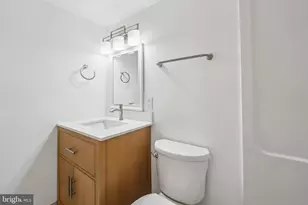 18808 Walkers Choice Rd, Gaithersburg, MD 20886 - Photo 19