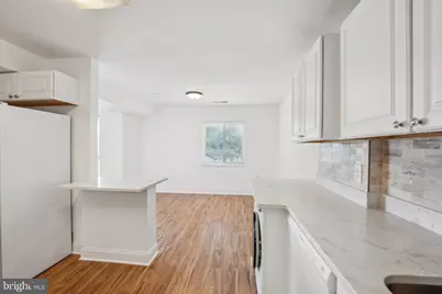 18808 Walkers Choice Road #4, Gaithersburg, MD 20886 - Photo 3